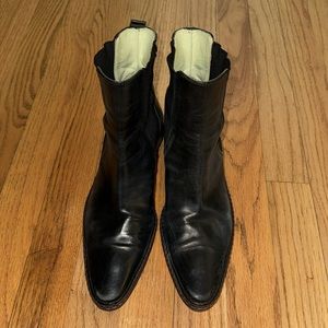 Coclico sleek black Chelsea boots